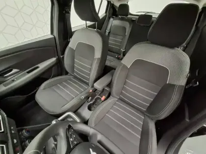 Photo 29 Dacia Sandero  TCe 90