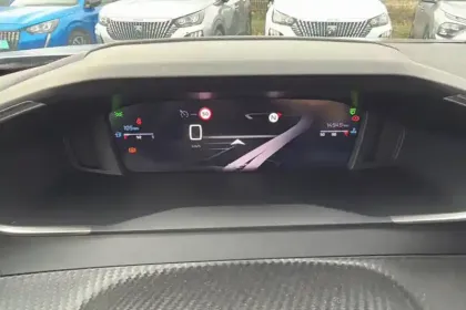 Photo 17 Peugeot 2008  100 S&S BVM6