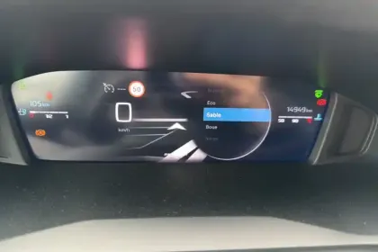 Photo 22 Peugeot 2008  100 S&S BVM6