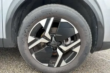 Photo 14 Peugeot 2008  100 S&S BVM6