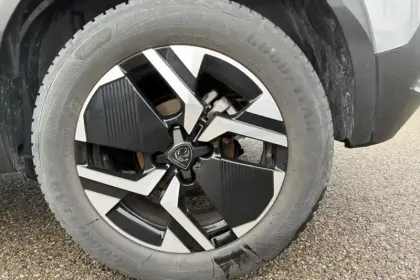 Photo 12 Peugeot 2008  100 S&S BVM6