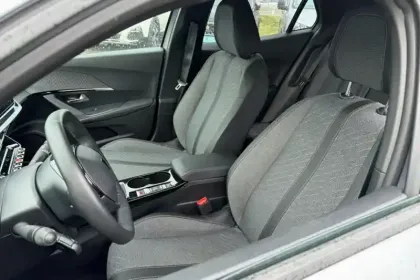 Photo 9 Peugeot 2008  100 S&S BVM6