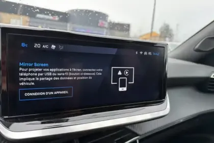 Photo 26 Peugeot 2008  100 S&S BVM6