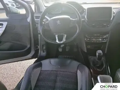 Photo 34 Peugeot 2008  1.2 PureTech 110ch S&S BVM5