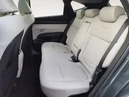 Photo 13 Hyundai Tucson  1.6 T-GDI 253 Plug-in BVA6