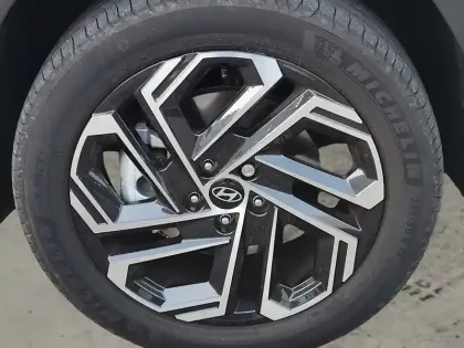 Photo 8 Hyundai Tucson  1.6 T-GDI 253 Plug-in BVA6