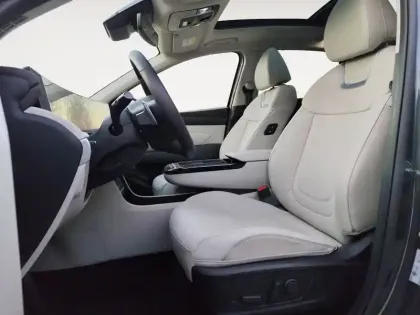 Photo 9 Hyundai Tucson  1.6 T-GDI 253 Plug-in BVA6