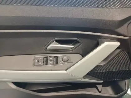 Photo 24 Dacia Duster  Hybrid 140