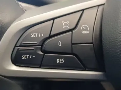 Photo 31 Dacia Duster  Hybrid 140