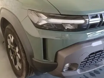 Photo 37 Dacia Duster  Hybrid 140