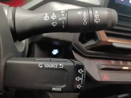 Photo 28 Dacia Duster  Hybrid 140