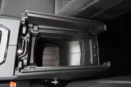 Photo 32 Renault Espace  E-Tech full hybrid 200 GSR2