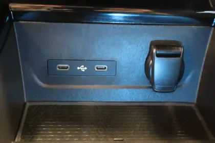 Photo 38 Renault Espace  E-Tech full hybrid 200 GSR2