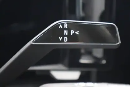 Photo 5 Renault Espace  E-Tech full hybrid 200 GSR2