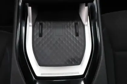 Photo 31 Renault Espace  E-Tech full hybrid 200 GSR2