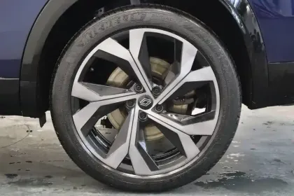 Photo 16 Renault Espace  E-Tech full hybrid 200 GSR2