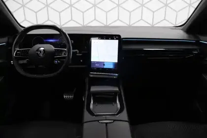 Photo 1 Renault Espace  E-Tech full hybrid 200 GSR2