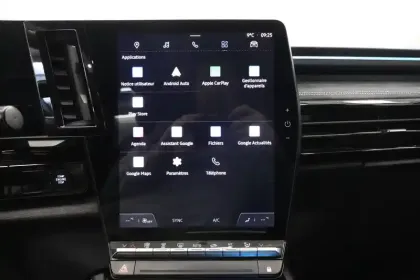 Photo 23 Renault Espace  E-Tech full hybrid 200 GSR2