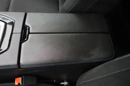 Photo 29 Renault Espace  E-Tech full hybrid 200 GSR2