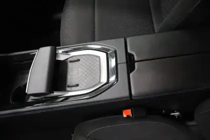 Photo 28 Renault Espace  E-Tech full hybrid 200 GSR2