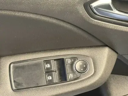 Photo 17 Renault Clio  TCe 90