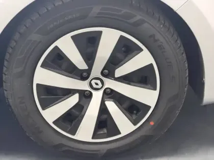 Photo 33 Renault Clio  TCe 90