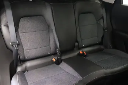 Photo 11 Renault Captur  E-Tech 145 - 21