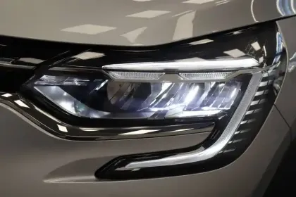 Photo 33 Renault Captur  E-Tech 145 - 21