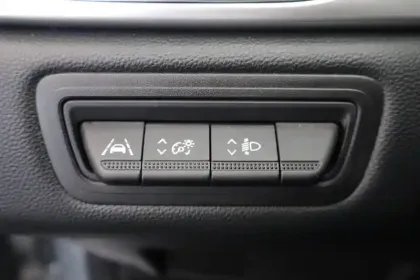 Photo 31 Renault Captur  E-Tech 145 - 21