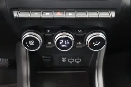 Photo 23 Renault Captur  E-Tech 145 - 21