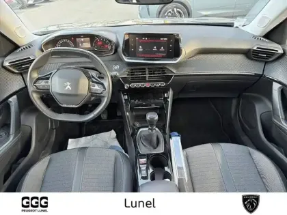 Photo 7 Peugeot 2008  PureTech 130 S&S BVM6