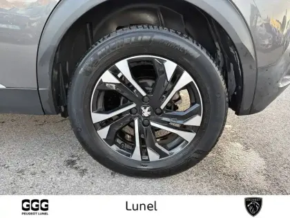 Photo 10 Peugeot 2008  PureTech 130 S&S BVM6