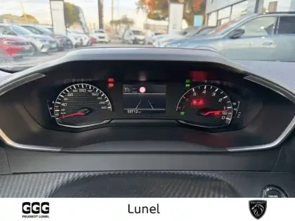 Photo 13 Peugeot 2008  PureTech 130 S&S BVM6