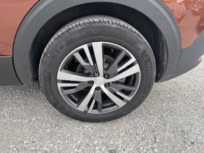 Photo 10 Peugeot 5008  PureTech 130ch S&S EAT8