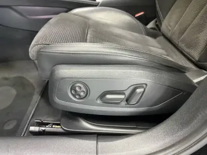 Photo 25 Audi A4 S4 V6 3.0 TDI 347 Tiptronic 8 Quattro