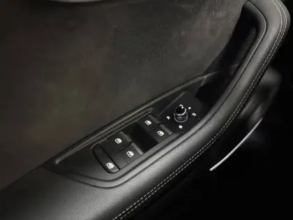 Photo 29 Audi A4 S4 V6 3.0 TDI 347 Tiptronic 8 Quattro