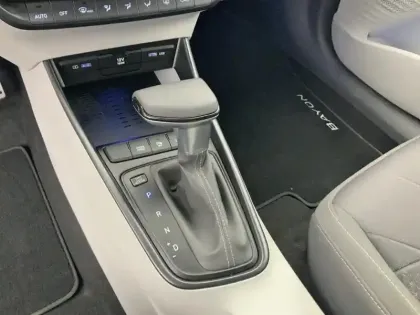 Photo 23 Hyundai Bayon  1.0 T-GDi 100 DCT-7 Hybrid 48V Creative