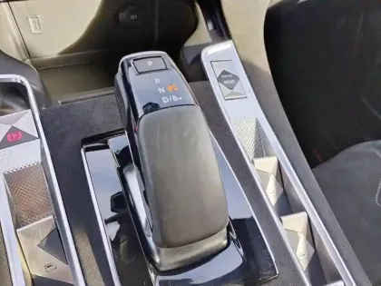 Photo 23 DS Ds 7  Hybride Rechargeable E-Tense 225 EAT8 Performance Line +