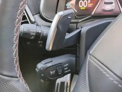 Photo 16 DS Ds 7  Hybride Rechargeable E-Tense 225 EAT8 Performance Line +