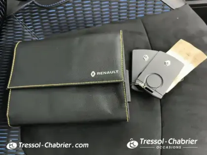 Photo 15 Renault Captur  TCe 150 Energy EDC S-Edition