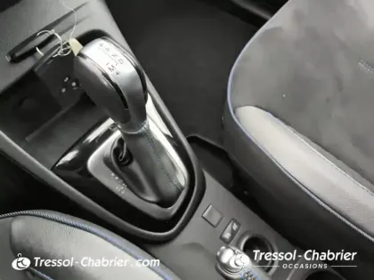 Photo 23 Renault Captur  TCe 150 Energy EDC S-Edition