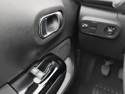 Photo 19 Citroën C3  PureTech 110 S&S BVM6 Shine