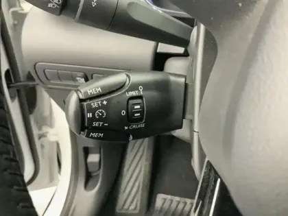 Photo 16 Citroën C3 Aircross  PureTech 130 S&S EAT6 Shine Pack