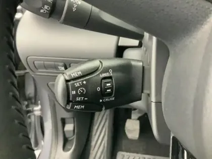 Photo 17 Citroën C3 Aircross  PureTech 110 S&S BVM6 C-Series