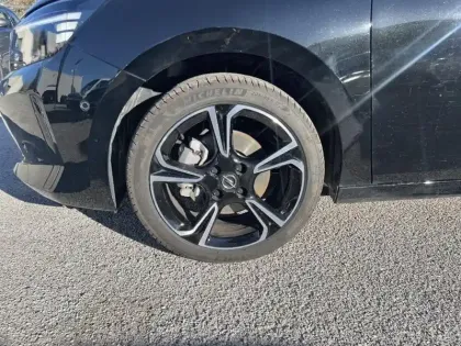 Photo 14 Opel Corsa  1.2 Turbo Hybrid 136 ch e-DCT6 GS