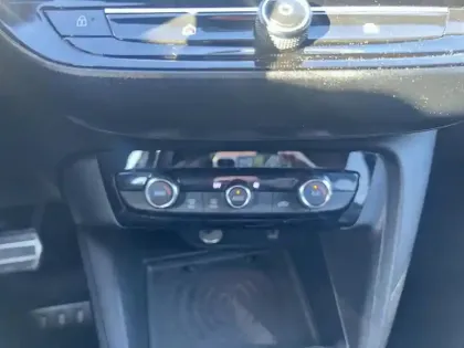 Photo 21 Opel Corsa  1.2 Turbo Hybrid 136 ch e-DCT6 GS