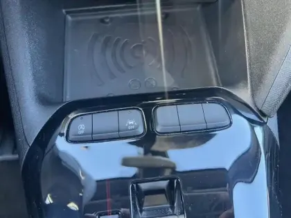 Photo 12 Opel Corsa  1.2 Turbo Hybrid 136 ch e-DCT6 GS