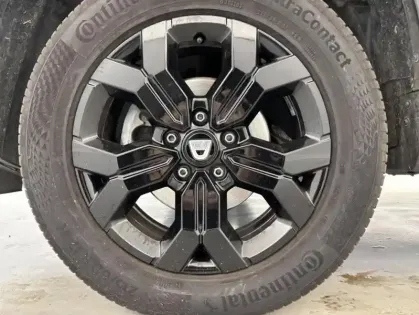 Photo 22 Dacia Duster TCe 130 FAP 4x2 SL Extreme 5p