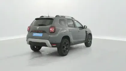 Photo 4 Dacia Duster TCe 130 FAP 4x2 SL Extreme 5p