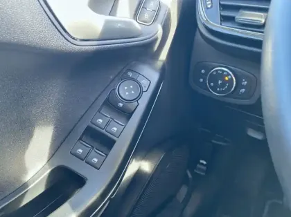 Photo 5 Ford Fiesta 1.0 Flexifuel 95ch Titanium Business 5p